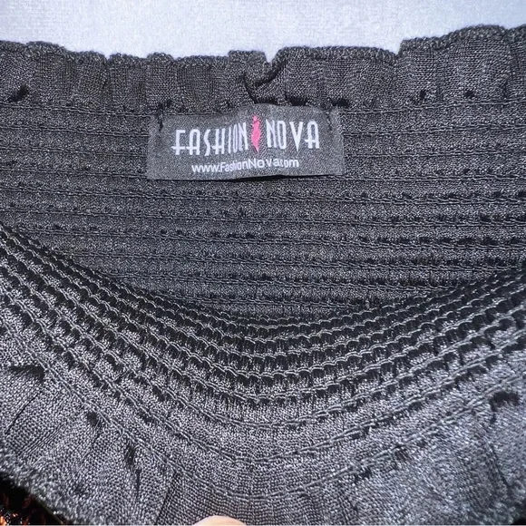 Fashion Nova Festive Off The Shoulder Velvety Top Size XS Black Ruffle Trim - Picture 6 of 8